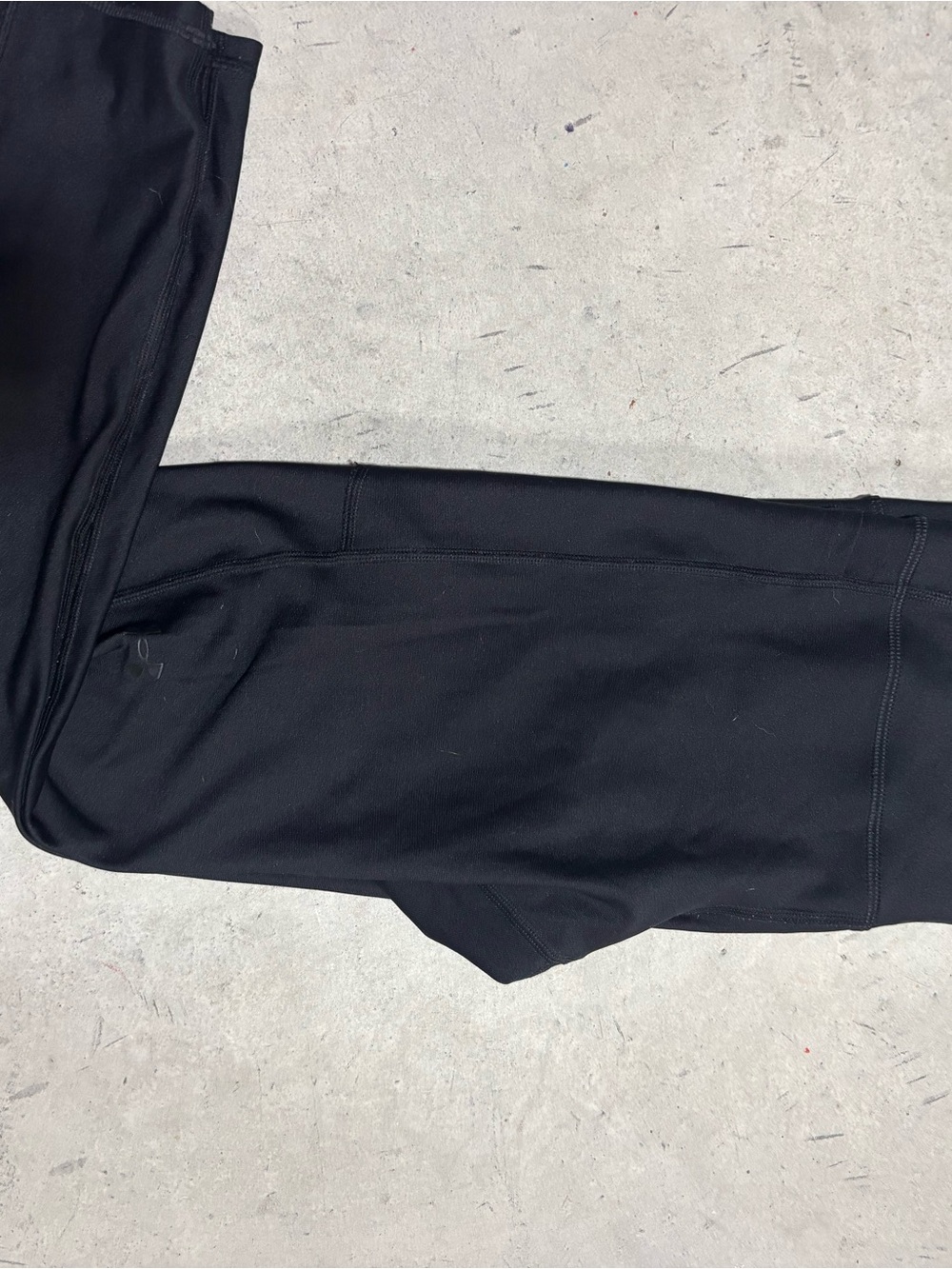 Under Armour Black Capri Leggings with pockets